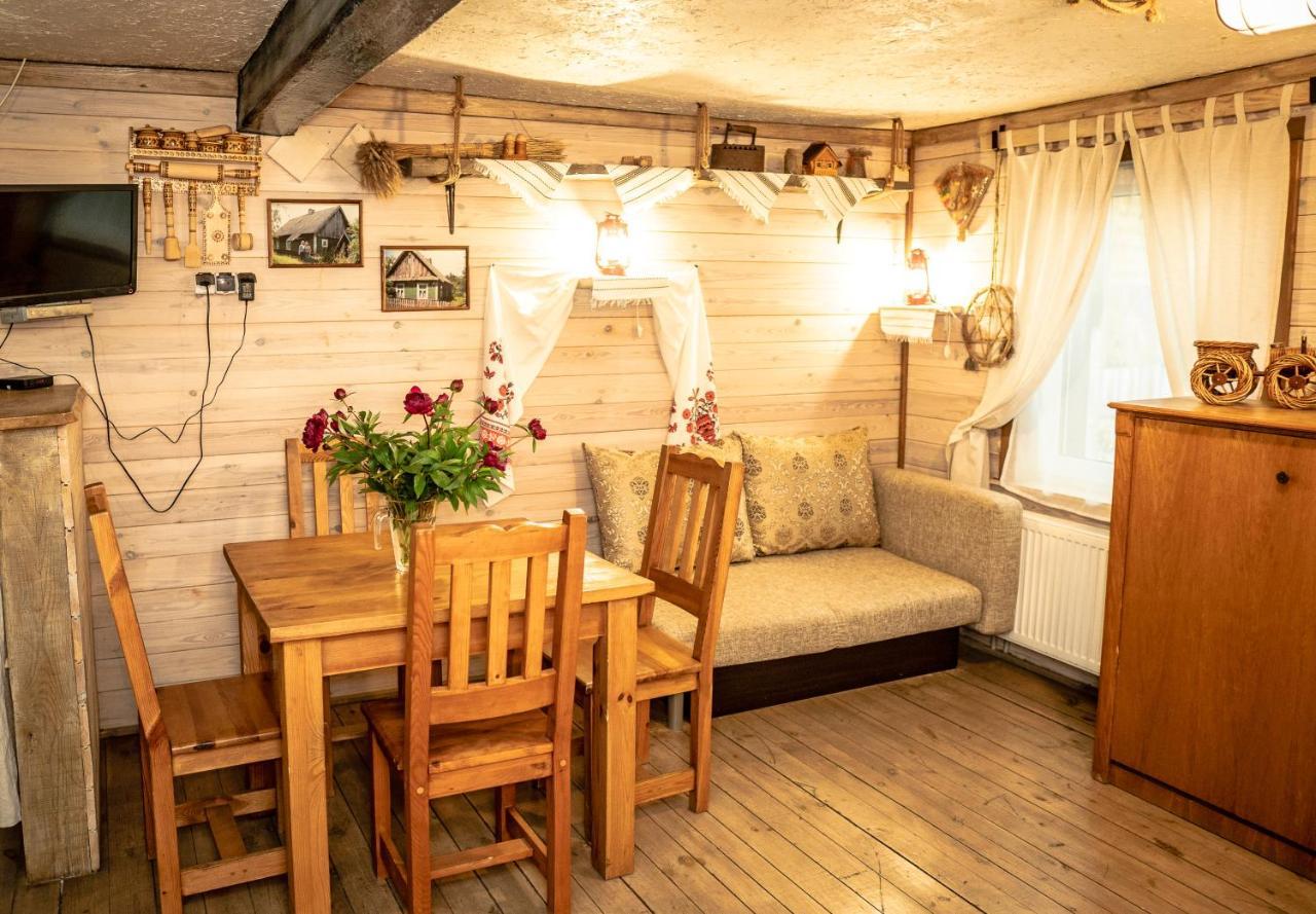 Usadba Belovezhskoye Pomestye Hotel Kamenjoeki Buitenkant foto